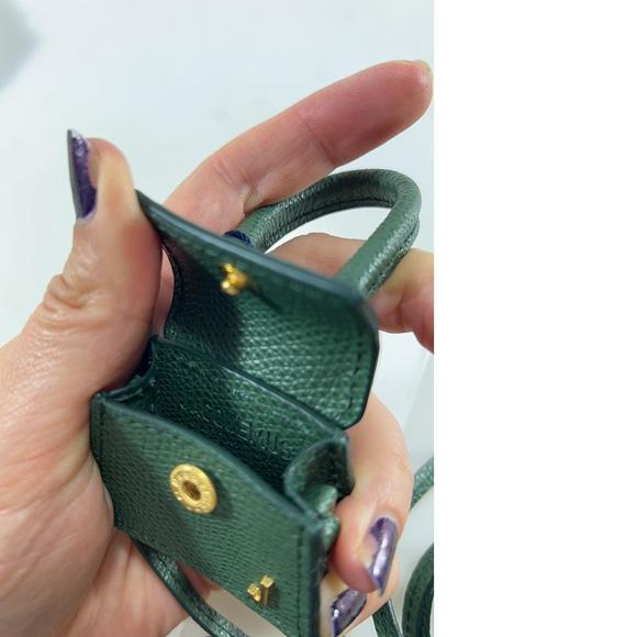 🎉HP!🥳 Le Petit Chiquito Micro Dark Green Logo Blogger Necklace Purse D891 - Picture 7 of 12